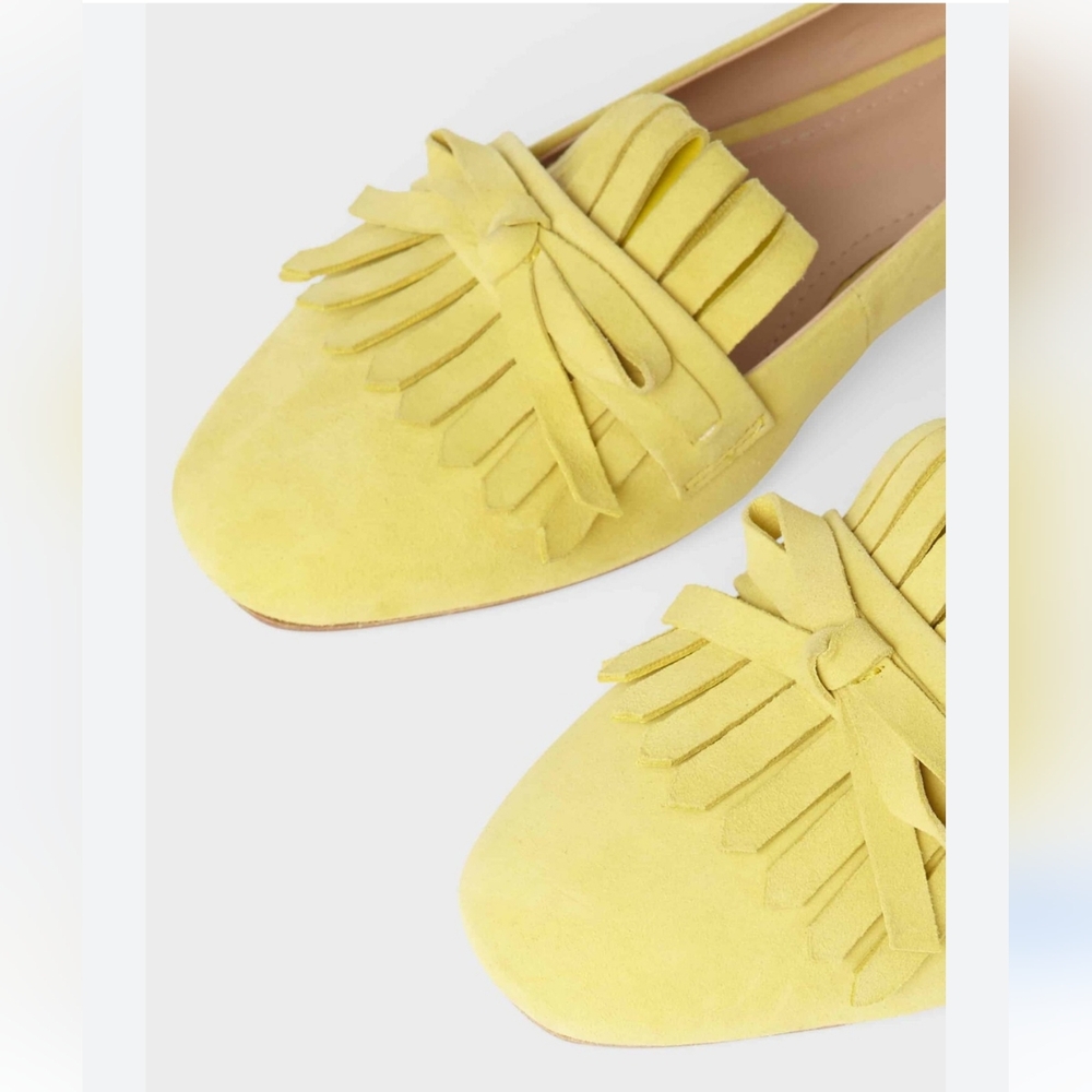 Hobbs/HOBBS/Roxanne suede  Loafer /lemon / Size Eu 39 US 8/NWB.